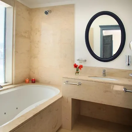 빌라 You And Your Family Will Love This 5 Star Villa Near Fig Tree Bay, Protaras Villa 1465 프로타라스